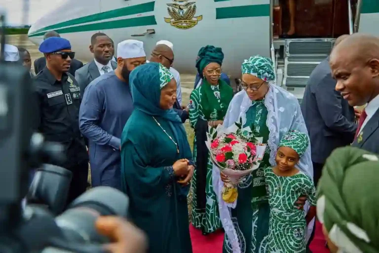 First Lady Flags Off Women Economic Empowerment in Niger State, Disburses N50,000 Grants