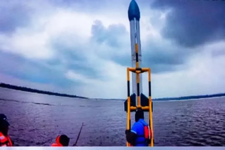 FG Launches Test Rocket in Lagos, Ignited from USA