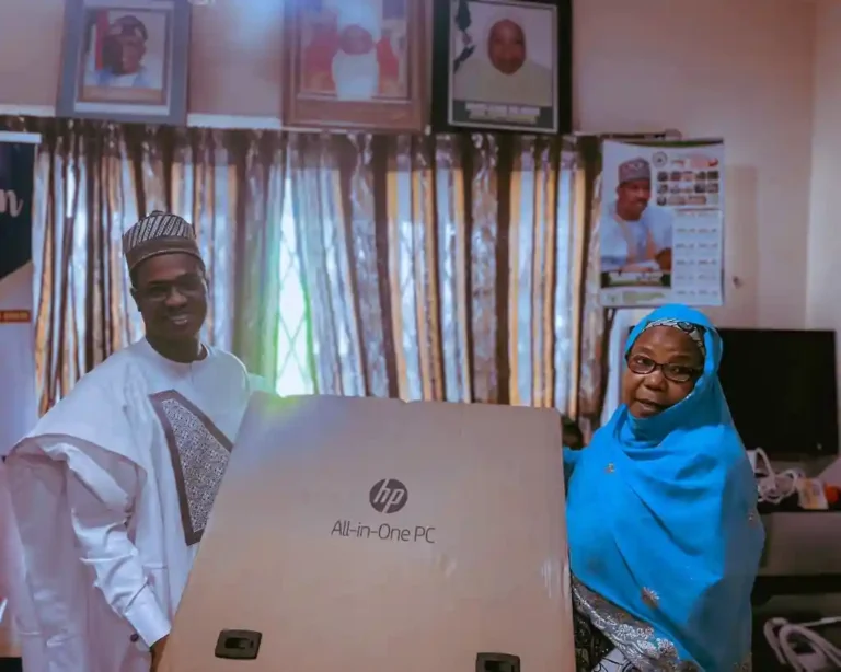 Sokoto State Govt provides computers to ministries