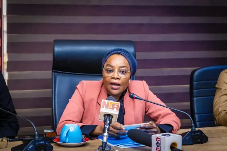 FG to provide 47 million laptops and tablets to students and teachers