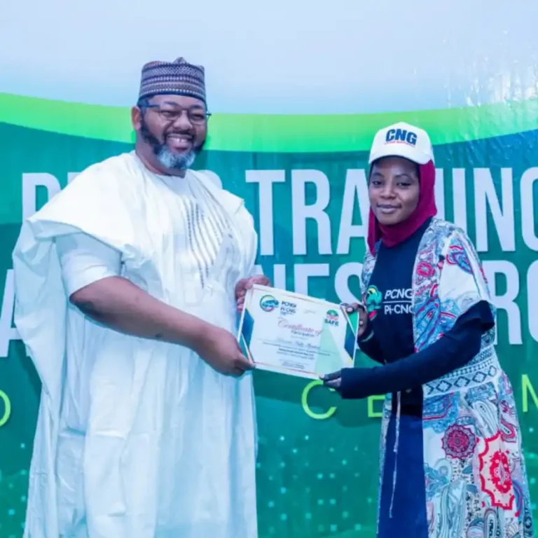 FG Trains 400 participants on CNG vehicle conversion in Kano