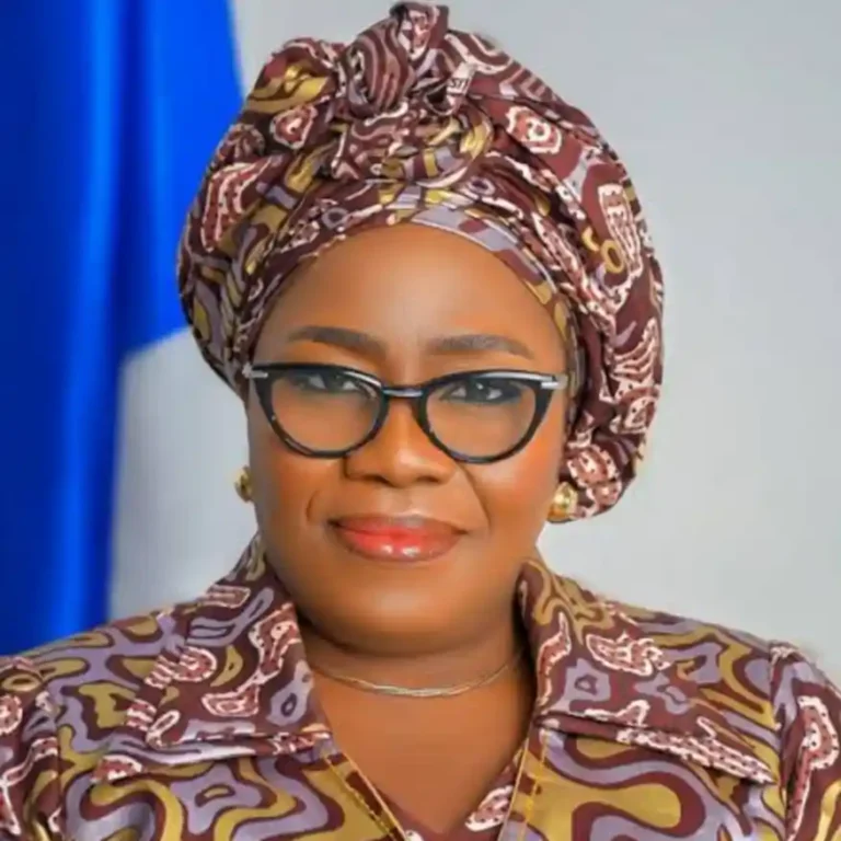 Cross River Gov’s wife empowers over 500 in vocational and technical skills