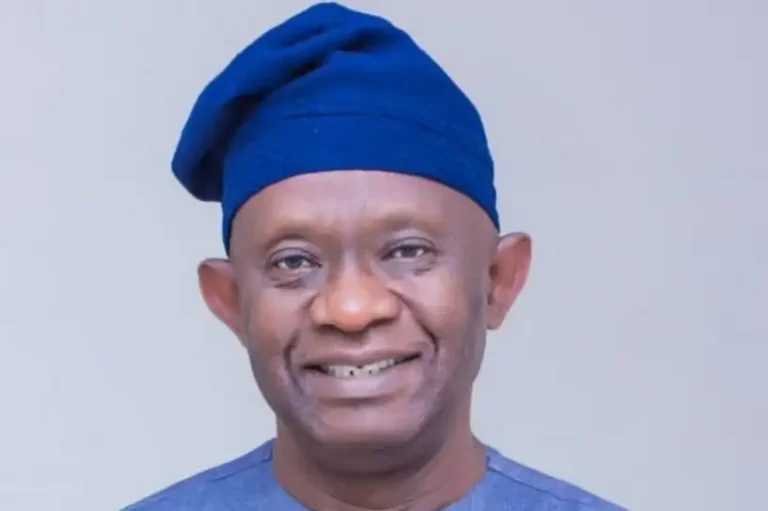 Sen Karimi launches second phase of women empowerment in Kogi State