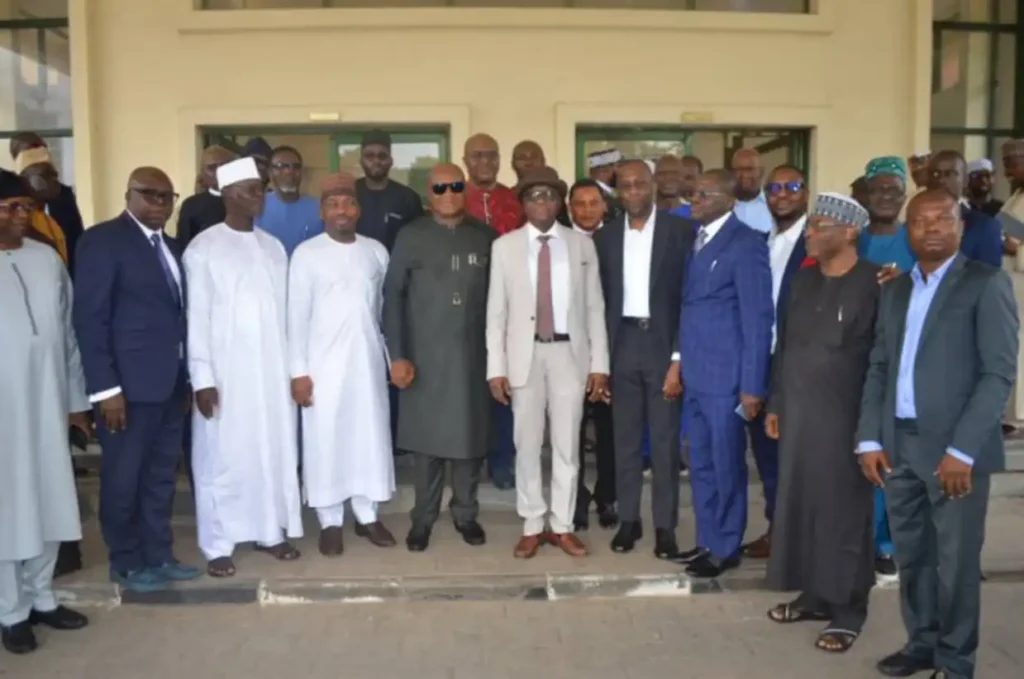 FG inaugurate consultants for revenue recovery exercise