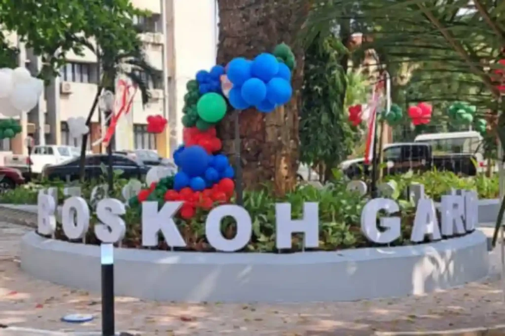Lagos Unveils BOSKOH Garden, Launches Christmas Lights Tradition