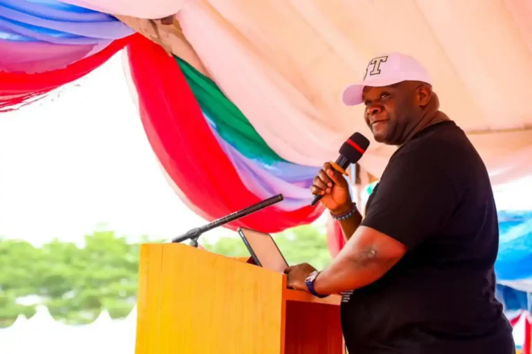 Onigbongbo LCDA empowers 500 residents with tools and grants