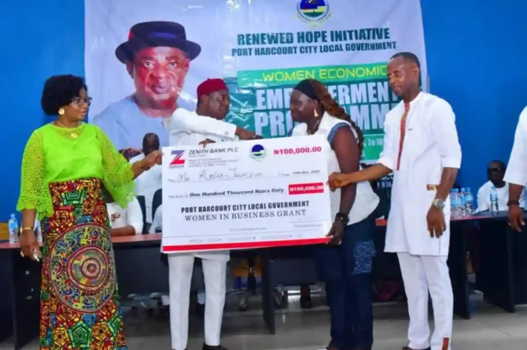 PHALGA Mayor Disburses N100,000 Grants to 500 Women Entrepreneurs