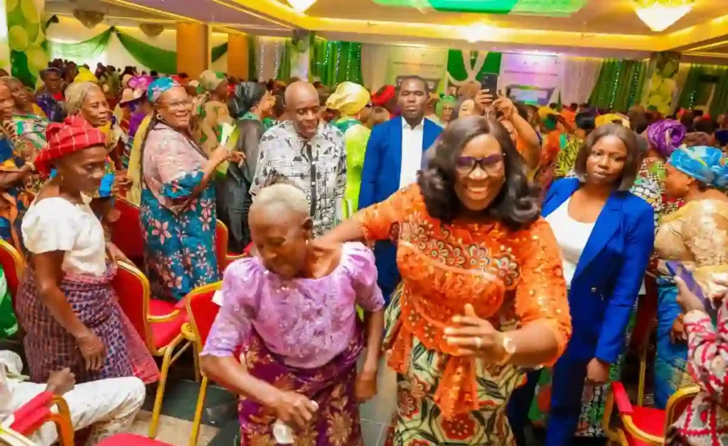 Rivers Govt, Renewed Hope Empower 500 Elderly with N200,000 Each