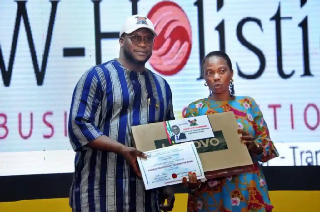 Lagos graduates 250 entrepreneurs, awards grants at Startright programme