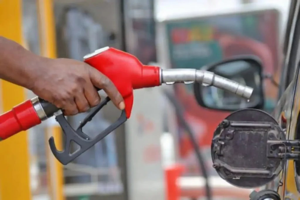 Nigeria records 29 days petrol stock as supply averages 32m litres daily