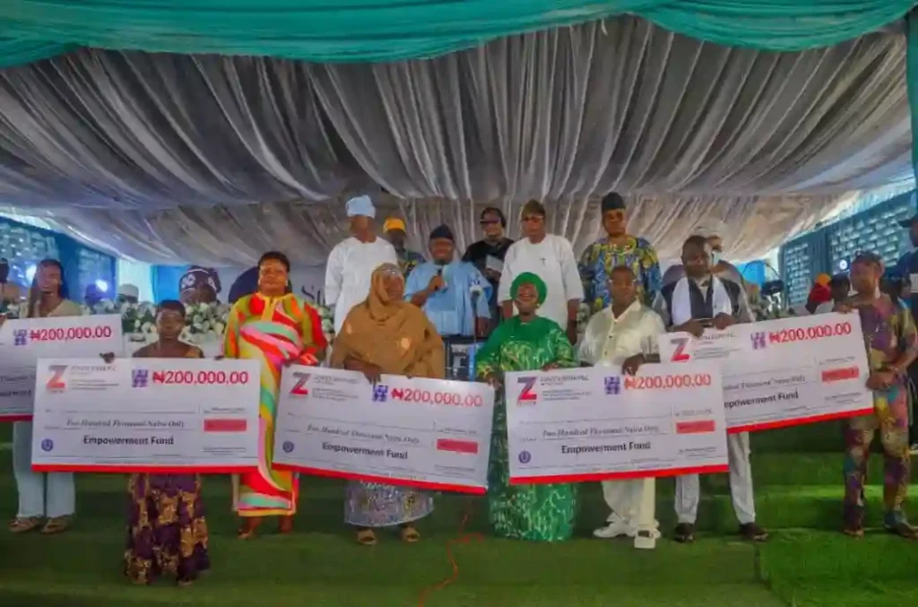 Senator Empowers 1,000+ Lagos-West Residents