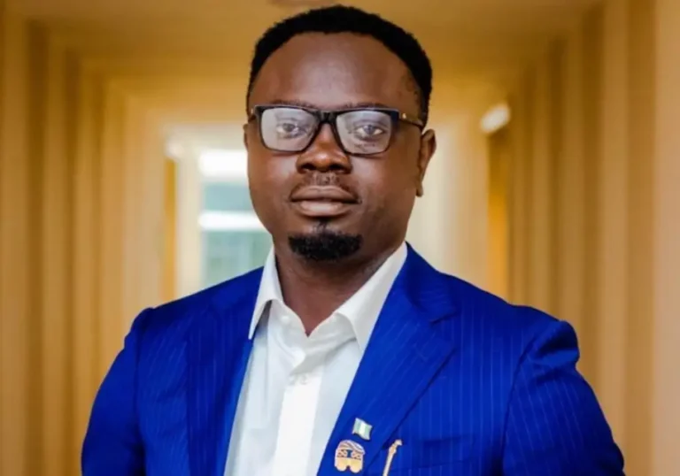 FG launches solar-powered electric tricycles for WOW women