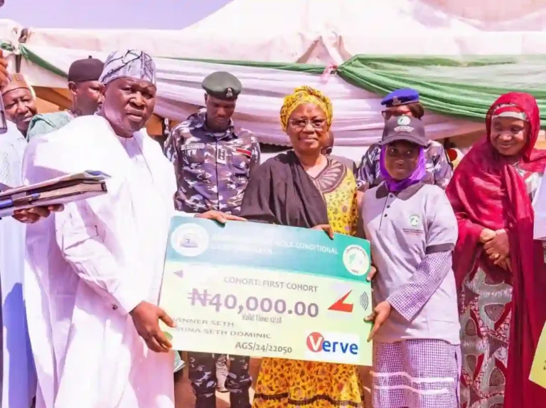 Adamawa Gov Launches ₦40,000 Support for 24,000 Out-of-School Girls