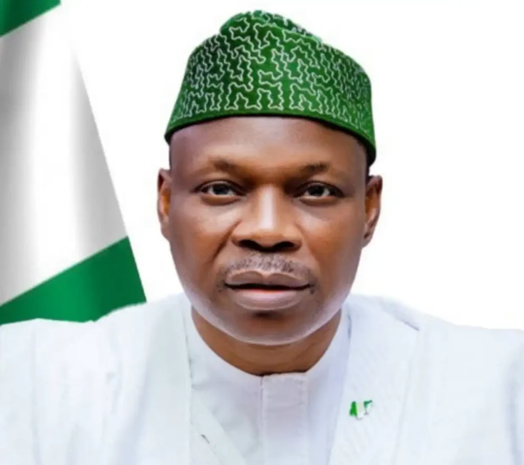 FG Distributes 1.44m Free Reading Glasses to Nigerians in One Year