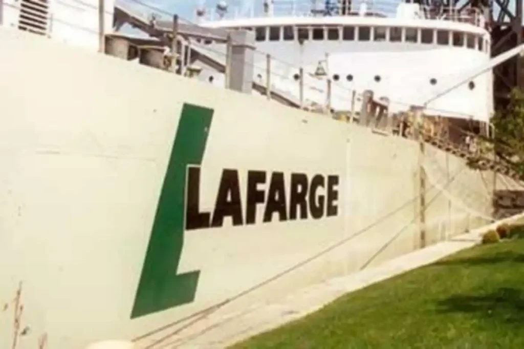 Lafarge Africa Trains 100 Women in Tiling, Block Laying