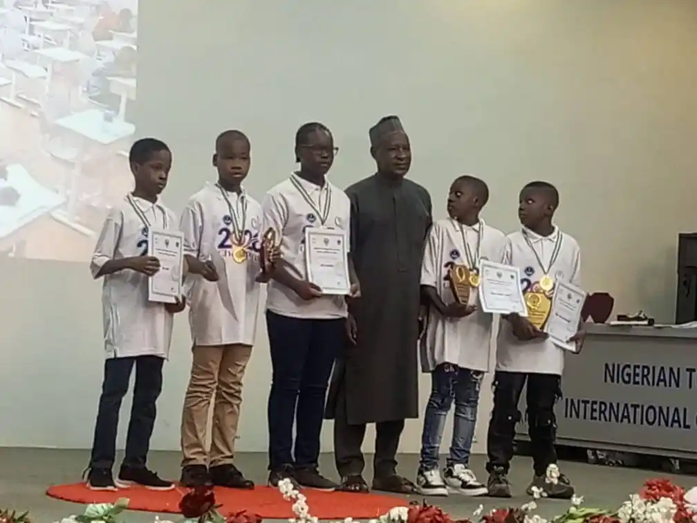 36 Students Win Scholarships in National Maths Contest